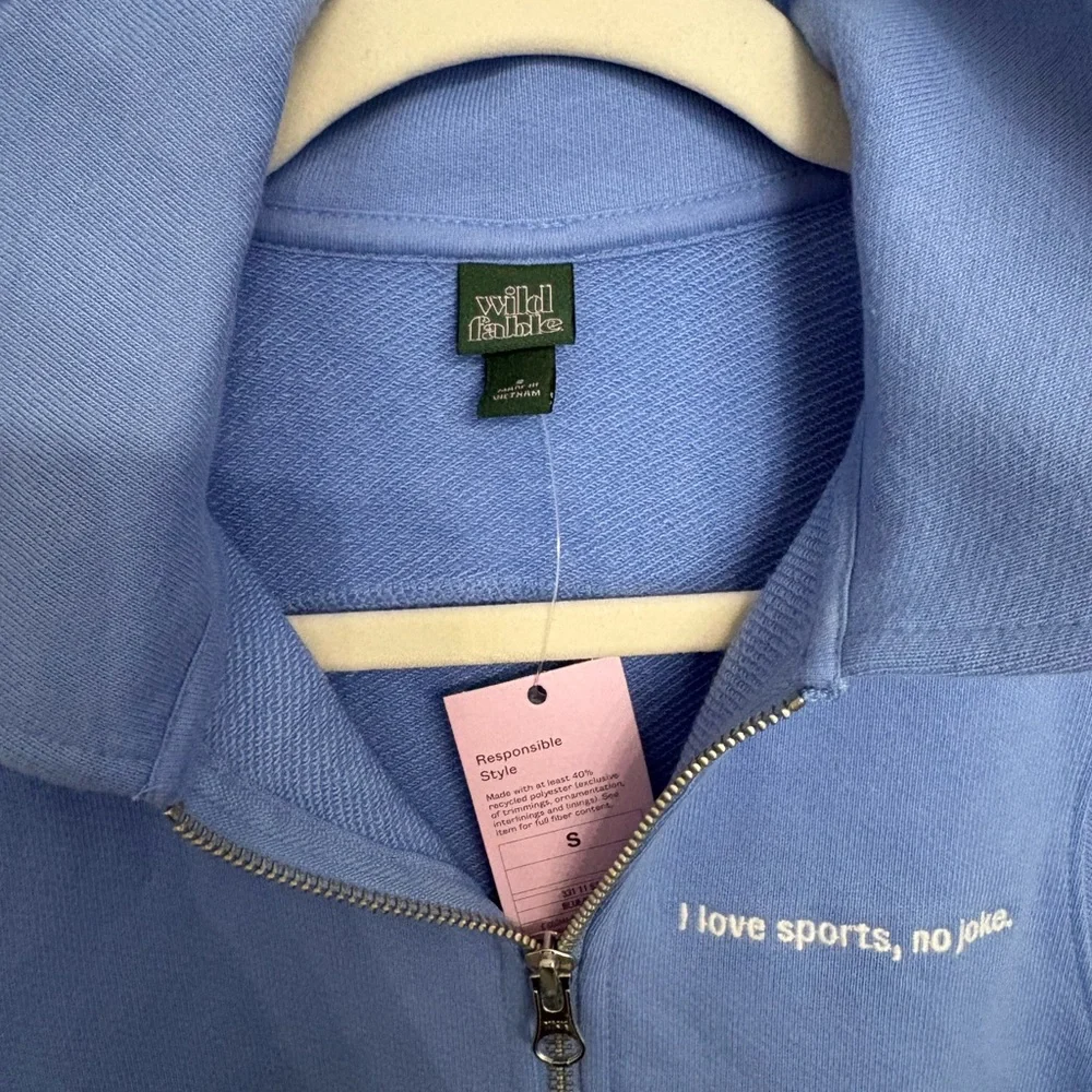 NWT Women’s Wild Fable Polo Collar Pullover Sweatshirt Sz S “Love Sports” - Picture 4 of 6